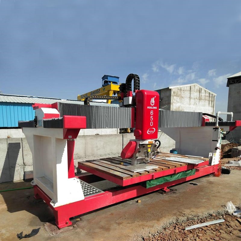 Akmens tilto pjūklas